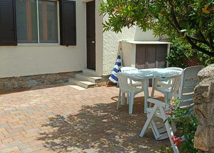 Trilo Lu Rattali Дом отдыха